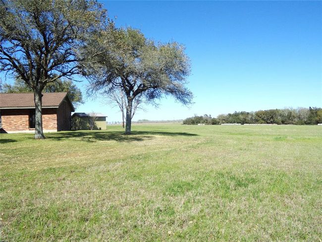 1931 Bruno Rd, Home with 4 bedrooms, 3 bathrooms and null parking in Schulenburg TX | Image 25