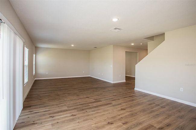 36933 Sagemoor Dr, House other with 5 bedrooms, 3 bathrooms and null parking in Zephyrhills FL | Image 9