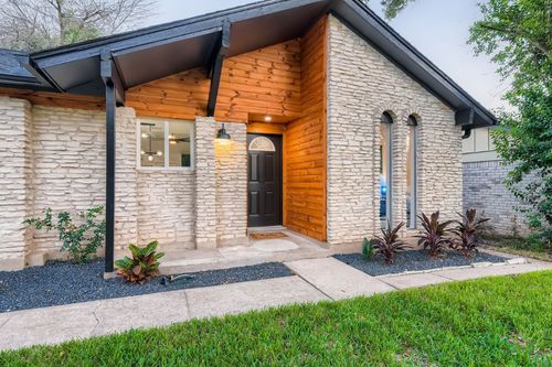 1618 Cripple Creek Dr, Austin, TX, 78758-5047 | Card Image