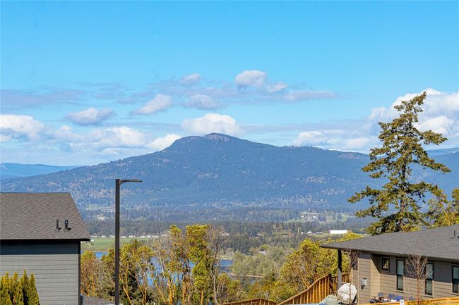 View from the Living Room | Image 7