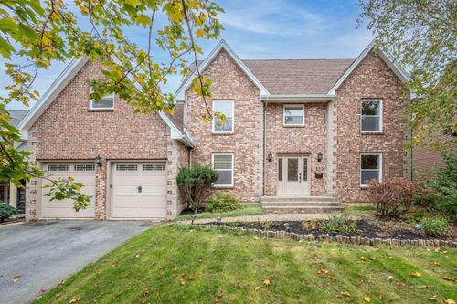 173 Cresthaven Dr, Halifax, NS, B3M4S4 | Card Image