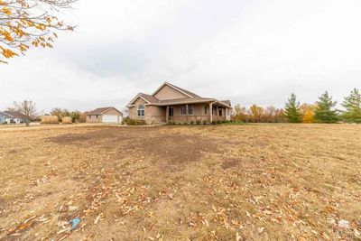 5915 Indian Summer, House other with 6 bedrooms, 3 bathrooms and null parking in Wamego KS | Image 2