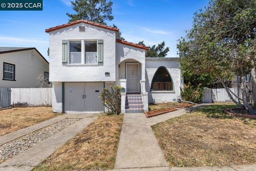 530 Suisun Ave, Rodeo, CA, 94572-1519 | Card Image