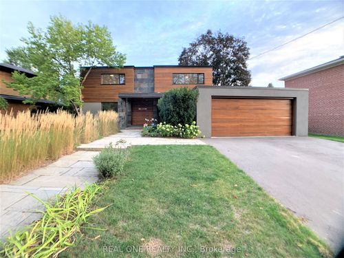 5 Dunlace Dr, North York, ON, M2L2R8 | Card Image