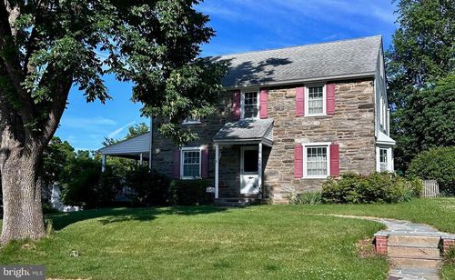 56 N New Ardmore Ave, BROOMALL, PA, 19008-2608 | Card Image