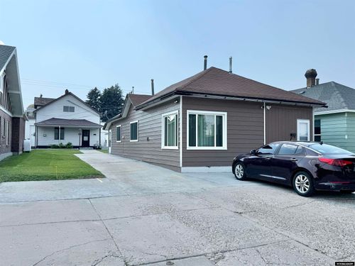 913 &amp; 915 Cedar Ave, Kemmerer, WY, 83101 | Card Image