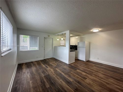 apt-7-2325 Arthur St, Hollywood, FL, 33020-3077 | Card Image