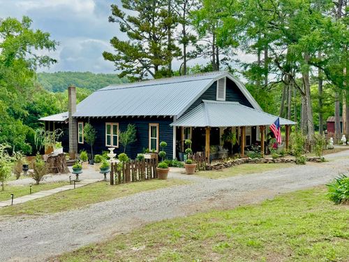 2645 Jumbo Rd, Melbourne, AR, 72556-9129 | Card Image
