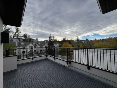 1614 16 Ave Sw, Home with 3 bedrooms, 3 bathrooms and 1 parking in Calgary AB | Image 3