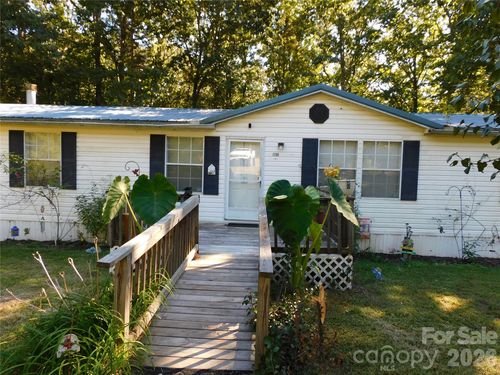 1700 Windsong Forest Rd, Clover, SC, 29710-8477 | Card Image