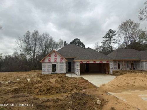 197 Lake Harbor Rd, Brandon, MS, 39047 | Card Image
