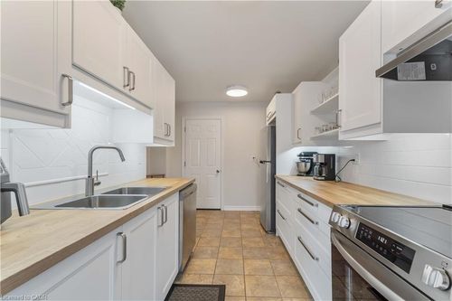 22-300 Rexford Dr, Hamilton, ON, L8W1P5 | Card Image
