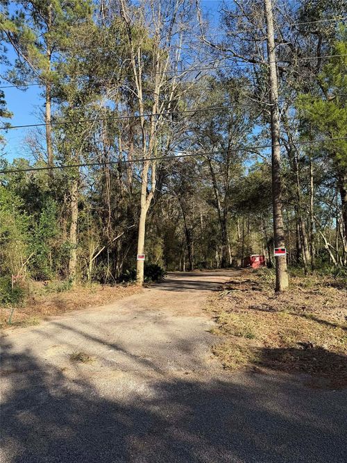 15734 Holly Dr, Montgomery, TX, 77356-3484 | Card Image