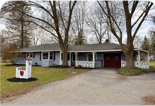 1260 Gilbert St, Flint, MI, 48532-3529 | Card Image