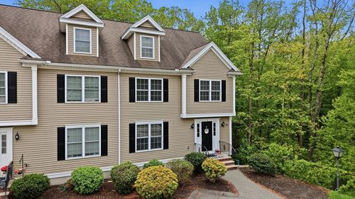 9-8 Pilgrim St, North Reading, MA, 01864-1737 | Card Image