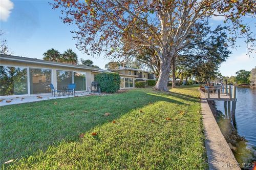 11340 W Bayshore Dr, CRYSTAL RIVER, FL, 34429-9233 | Card Image