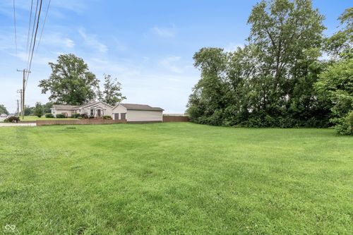 1725 W 2nd St, Seymour, IN, 47274-2201 | Card Image