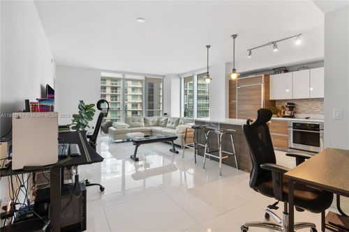 apt-2801-1100 S Miami Ave, Miami, FL, 33130-4172 | Card Image