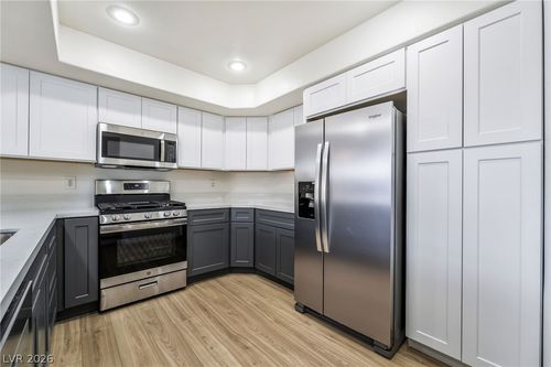 1087-7950 W Flamingo Rd, Las Vegas, NV, 89147-4200 | Card Image