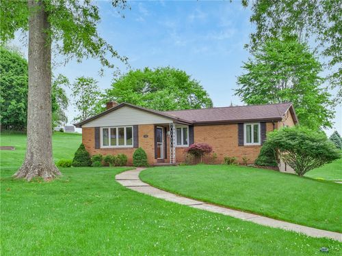 105 Montgomery Dr, Wexford, PA, 15090-8636 | Card Image