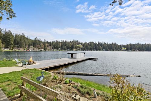 23216 Gemmer Rd, Snohomish, WA, 98290-7533 | Card Image