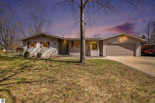 3710 Moorland Drive, Midland, MI, 48640 | Card Image