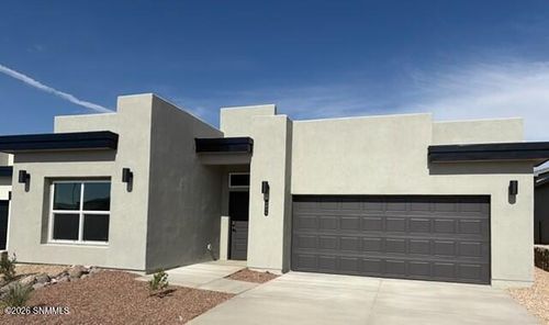 1055 Noria Ct, Las Cruces, NM, 88012-8082 | Card Image