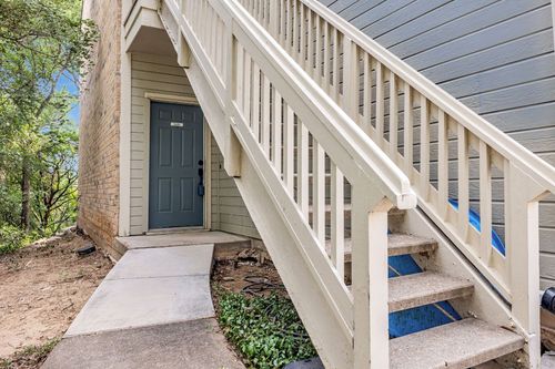 apt-1601-2450 Wickersham Ln, Austin, TX, 78741-4756 | Card Image