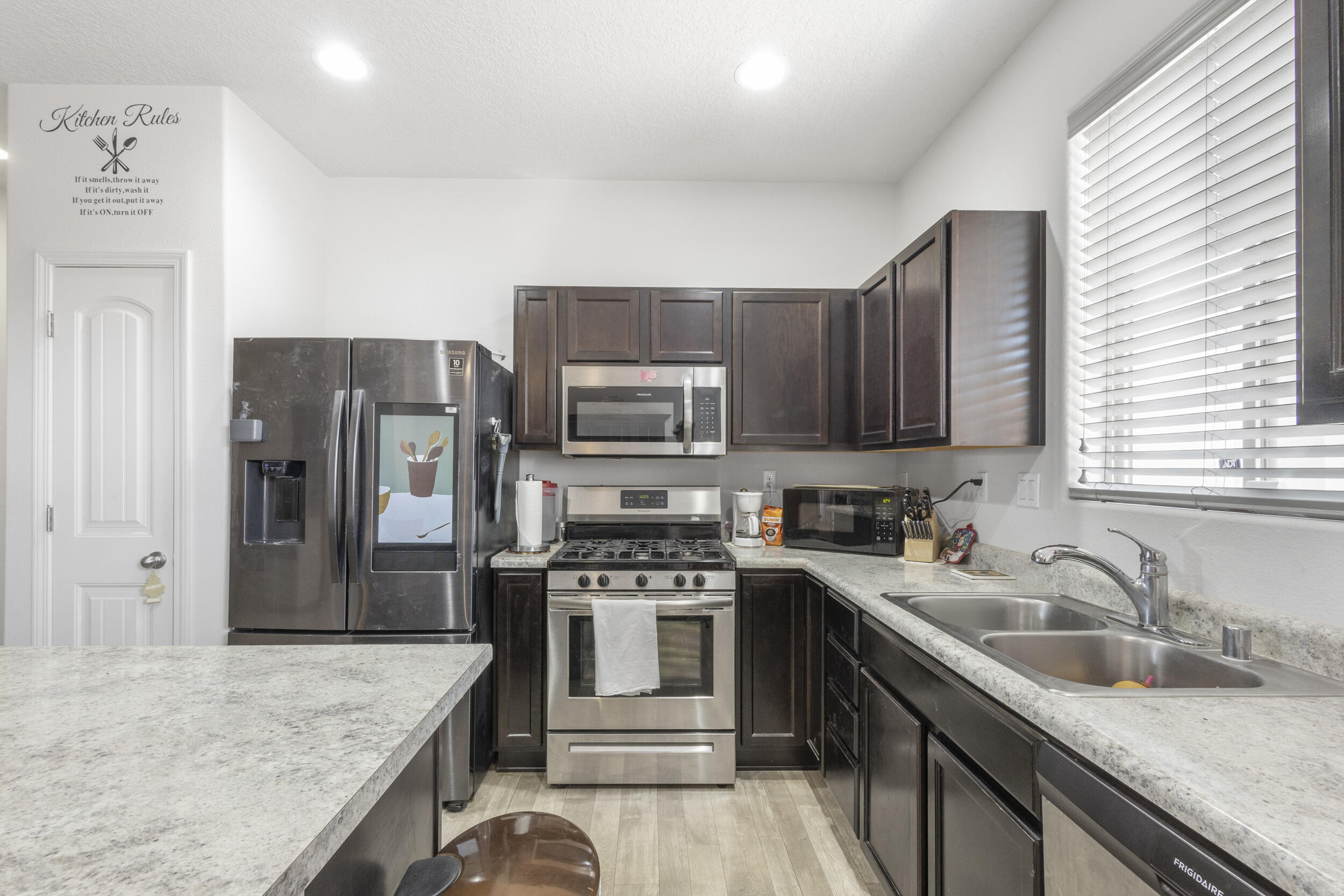 Vista Del Cerro Dr, Los Lunas, NM 87031