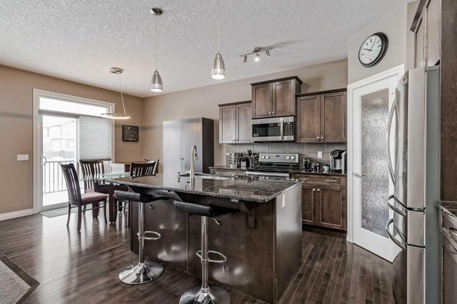 161 Rainbow Falls Heath, Home with 3 bedrooms, 2 bathrooms and 6 parking in Chestermere AB | Image 7