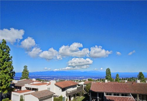 113 Cottonwood Cir, Rolling Hills Estates, CA, 90274-3413 | Card Image