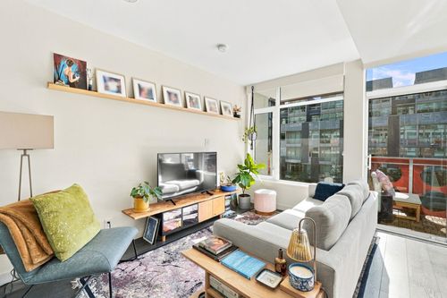 312-161 E 1st Ave, Vancouver, BC, V6A0G1 | Card Image