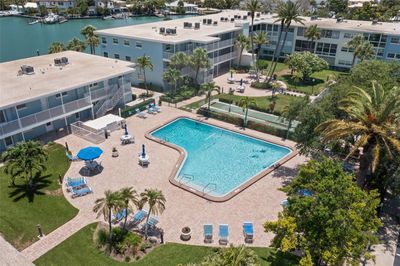 73 - 6201 2nd Street E, Condo with 1 bedrooms, 1 bathrooms and null parking in St Pete Beach FL | Image 3