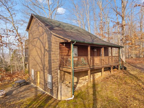 326 Cascade Cir, Russell Springs, KY, 42642-9089 | Card Image