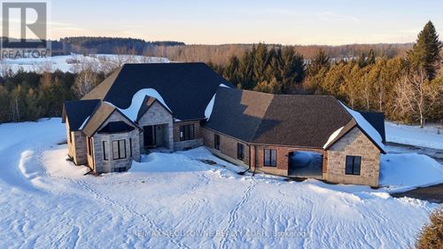 9042 Sideroad 10, Rockwood, ON, N0B1T0 | Card Image