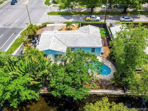 320 Sw 11th Ct, Fort Lauderdale, FL, 33315-1245 | Card Image
