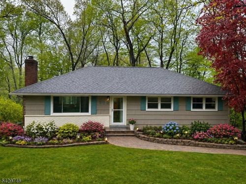 200 Pleasant Plains Rd, Stirling, NJ, 07980-1025 | Card Image