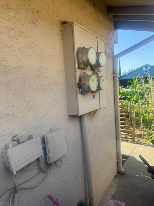 7121 Bobbie Ave, Winton, CA, 95388-8001 | Card Image