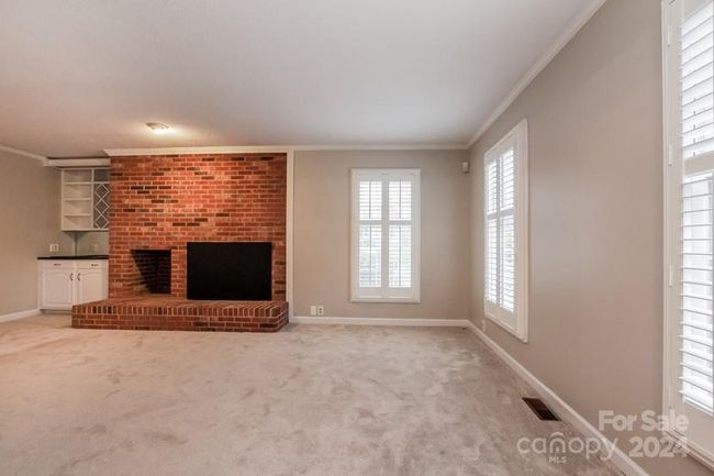 9325 Raintree Ln, House other with 4 bedrooms, 3 bathrooms and null parking in Charlotte NC | Image 9