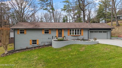 5833 Briercliff Rd, Knoxville, TN, 37918-4252 | Card Image