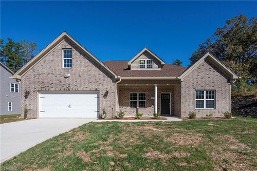 1875 Paragon Dr, Winston Salem, NC, 27127-7269 | Card Image