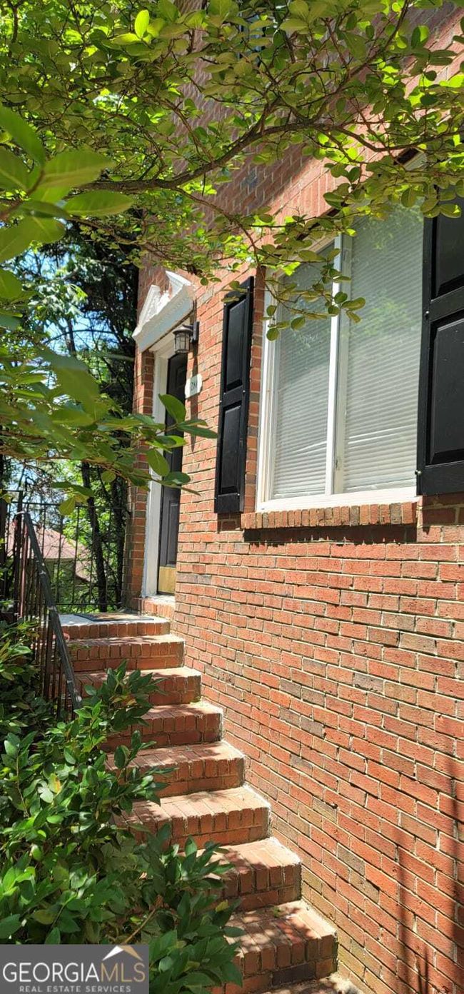 3284 Highpoint Ct, Home with 2 bedrooms, 2 bathrooms and 9 parking in Snellville GA | Image 11