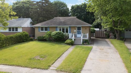 915 Beverley Rd, Sarnia, ON, N7S3L8 | Card Image