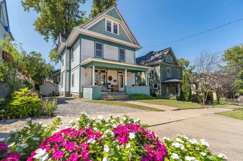 416 Cedar St, Morgantown, WV, 26501-6602 | Card Image
