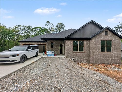 17 Ironside Ln, Bella Vista, AR, 72715-4311 | Card Image