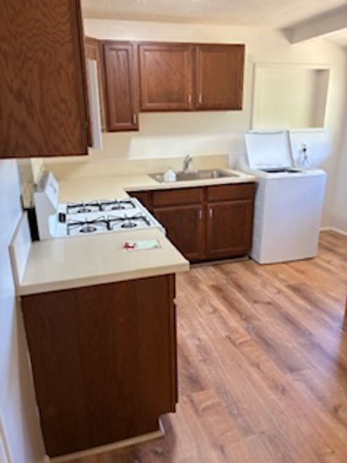 483 Hoopuni St, Hilo, HI, 96720-4008 | Card Image