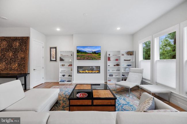 4635 Wood Glen Rd, House other with 5 bedrooms, 5 bathrooms and null parking in FAIRFAX VA | Image 9