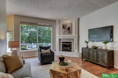 11426 Iowa Cir, Omaha, NE, 68142-1603 | Card Image