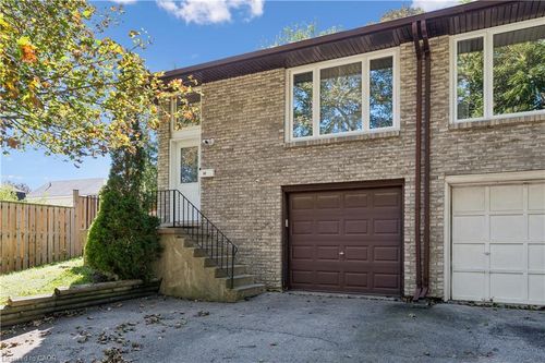 53 Northview Heights Dr, Cambridge, ON, N1R7A7 | Card Image