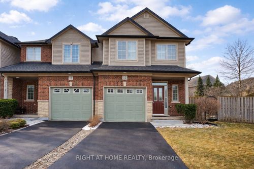 12-400 Stonehenge Dr, Ancaster, ON, L9K0A2 | Card Image